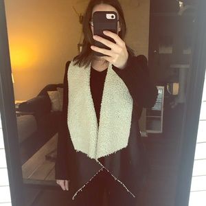 Sherpa lined sweater/jacket